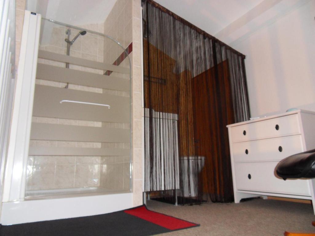 Le Jardin D'Ivana Chambres D'Hotes B&B Avec Piscine Chauffee Oppede Room photo