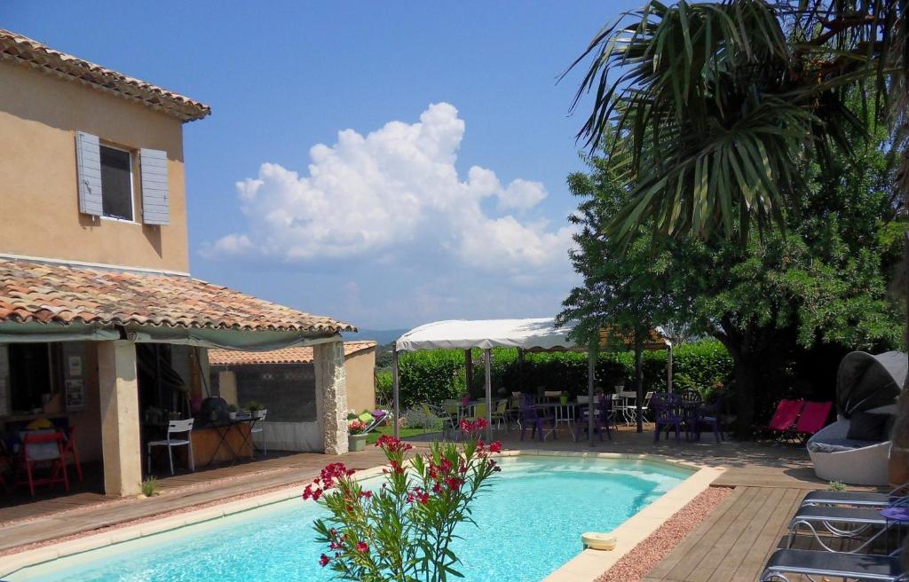 Le Jardin D'Ivana Chambres D'Hotes B&B Avec Piscine Chauffee Oppede Exterior photo